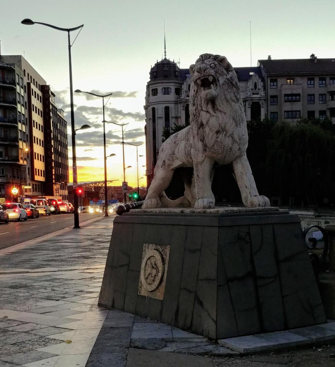 Hostal Prada Borges León Dış mekan fotoğraf